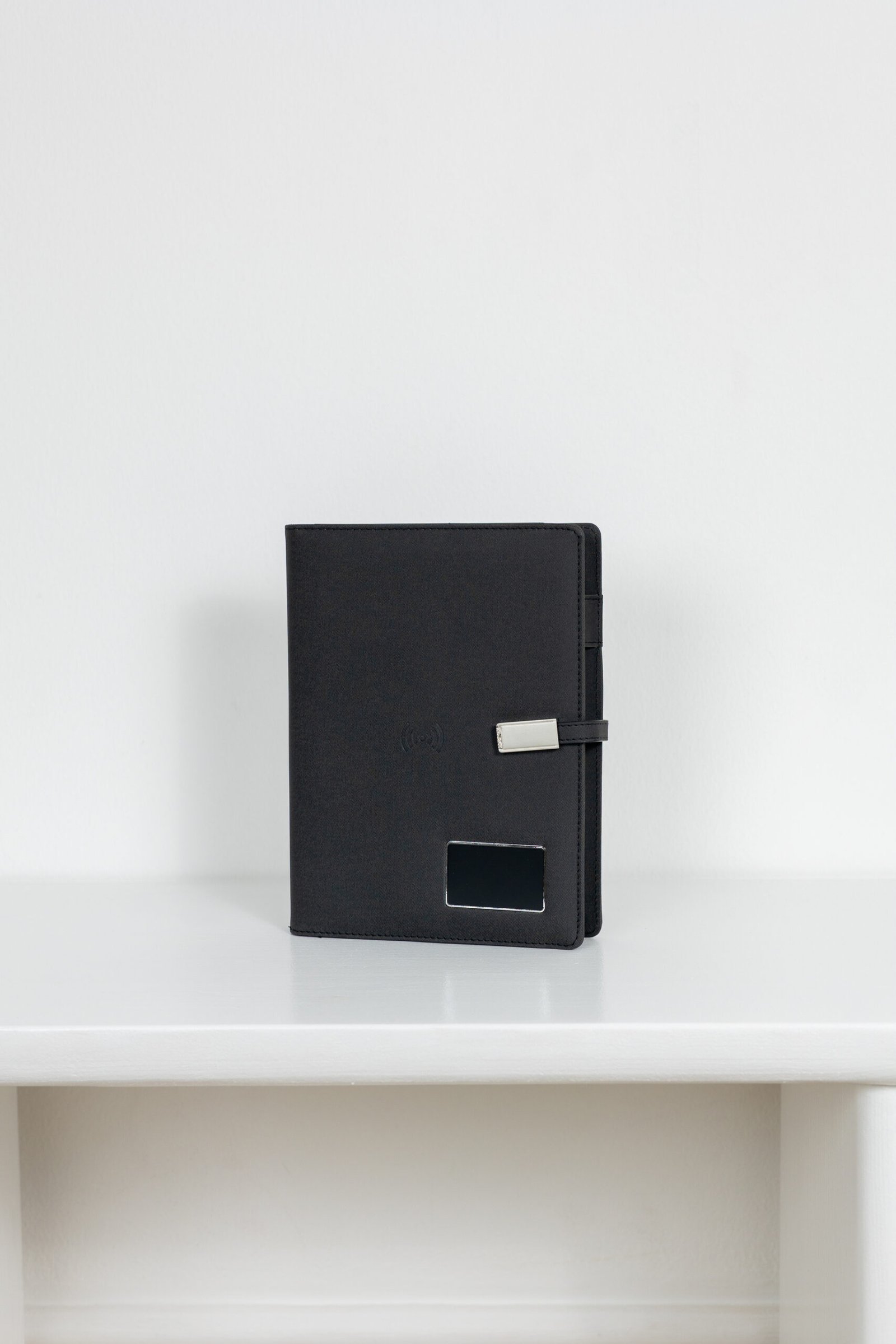 0f5a0453.jpg Smart блокнот з Ліхтарем та підсвіткою сірого кольору з зарядкою павербанк 10000 mAh - Зображення 1