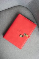 Smart блокнот Cobra червоного кольору павербанк 10000 mAh - Зображення 3