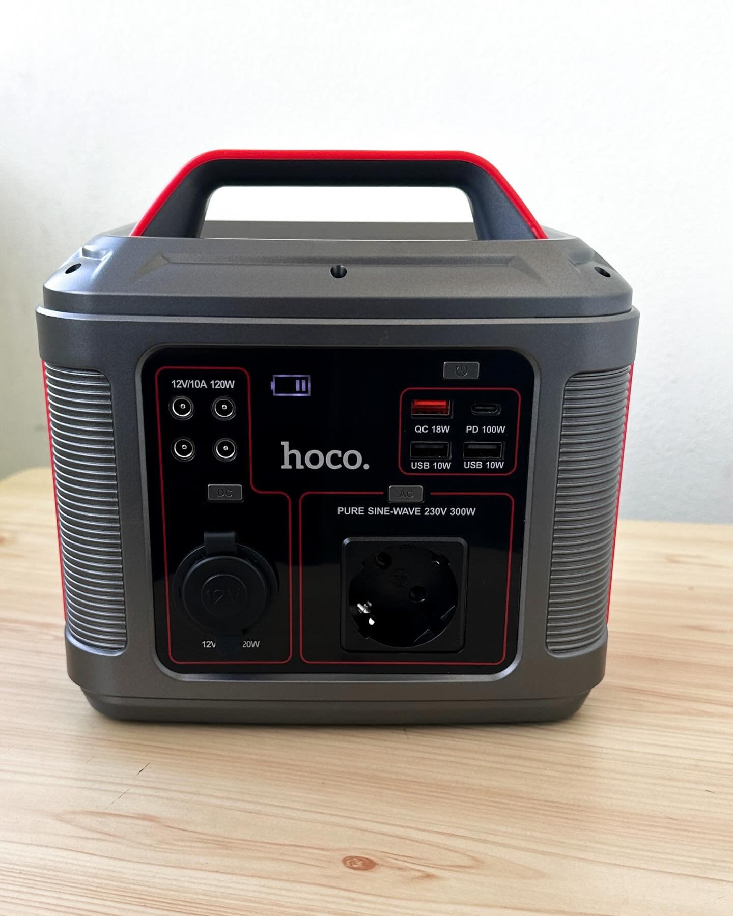 5244592588600761609.jpg Портативна зарядна станція HOCO DB28 - Зображення 1