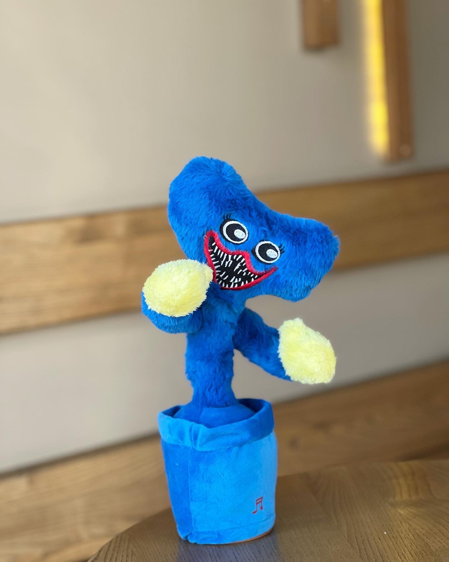 img_4717.jpg М'яка інтерактивна іграшка Танцюючий кактус плюшевий монстр Хагі Вагі повторює слова і співає синій - Зображення 1